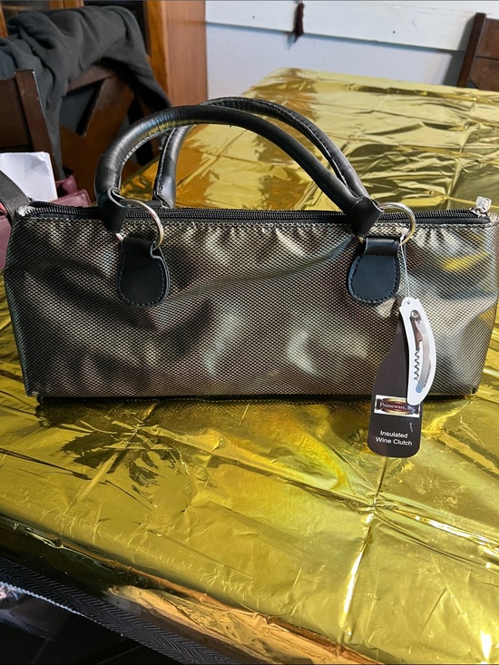 Primeware Other - Insulated Metallic Gold Wine Clutch with Black Handles